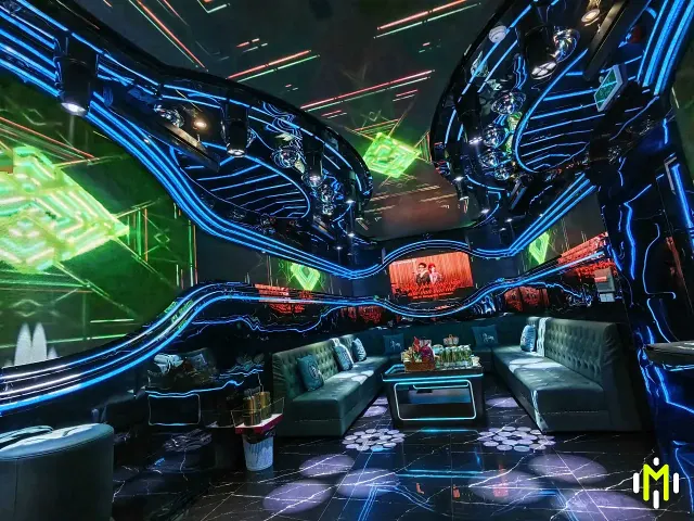 BOSS VILLA VIP12 獨立座席空間